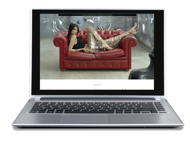 E-commerce website clothing handmade look outfit